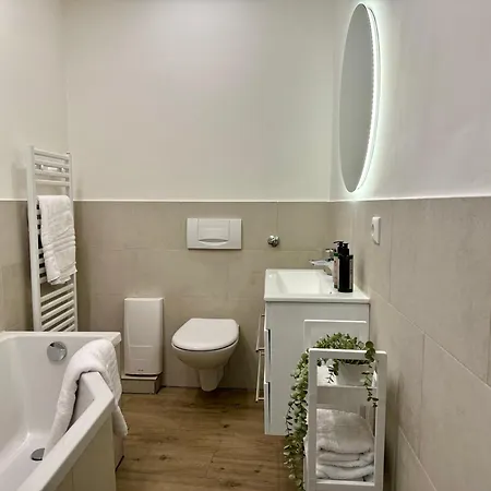 Fewo Koenigin Der Hanse - Im Herzen Der Altstadt, 3 Zimmer, Wifi Lübeck Buitenkant foto